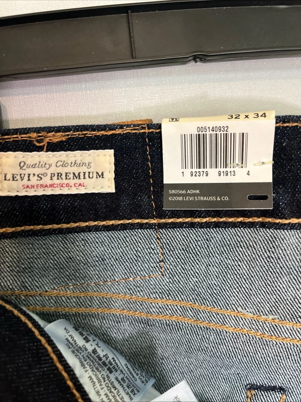Levis levi straight